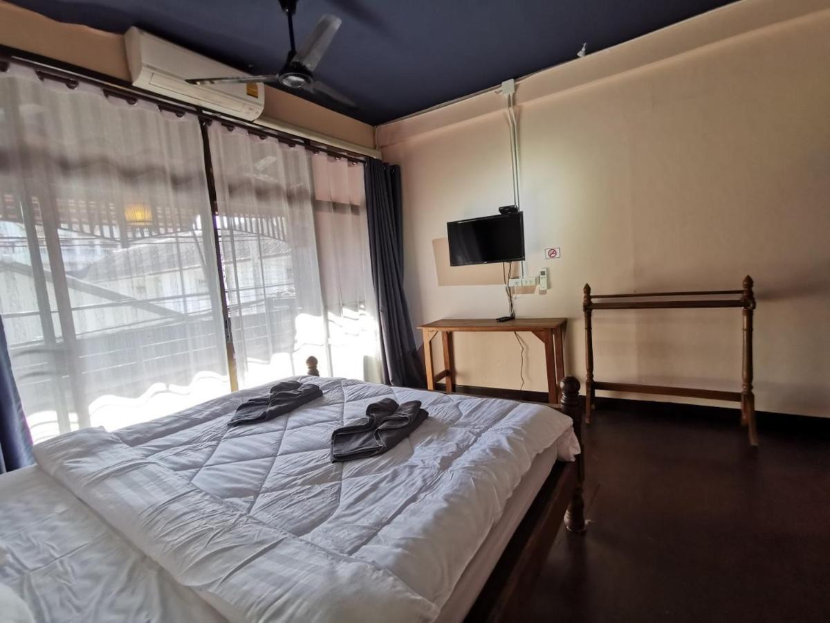 Hotel Madera House Chiang Mai Exterior foto